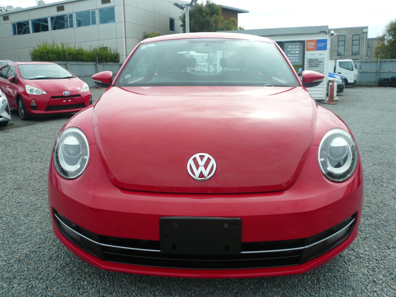 2013 Volkswagen beetle 1200cc turbo automatic alloys airbags Carousel 6