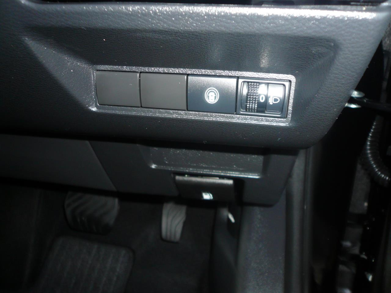 2022 Nissan Note E power 1200cc 360 camera automatic Carousel 10