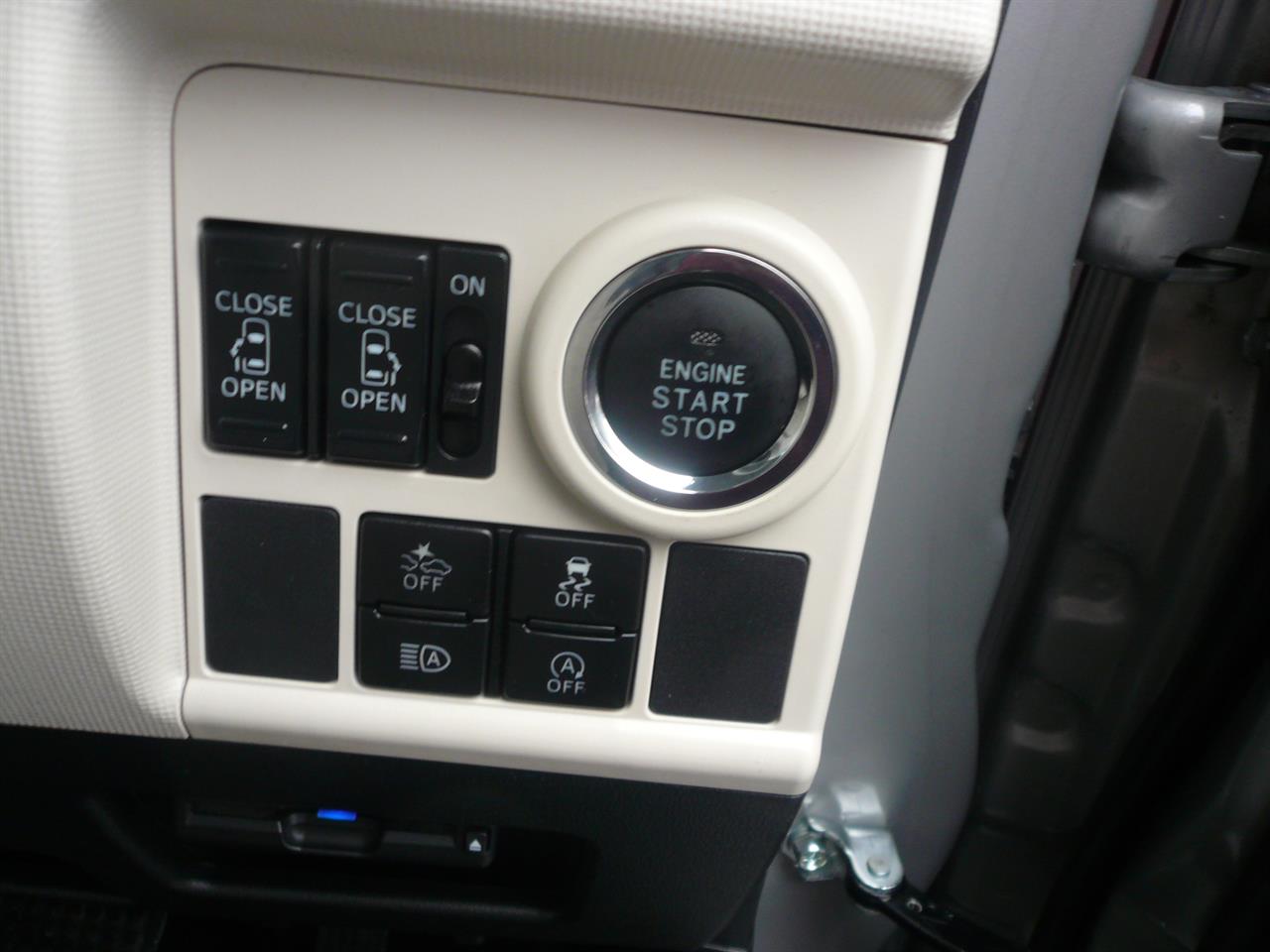 2017 Daihatsu Move Canbus 660cc automatic airbags abs Carousel 16