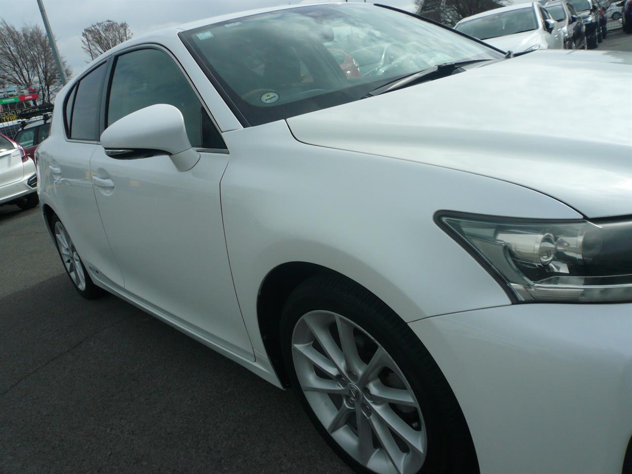 2013 Lexus CT200H 1800cc hybrid leather 8 airbags abs alloys Carousel 7