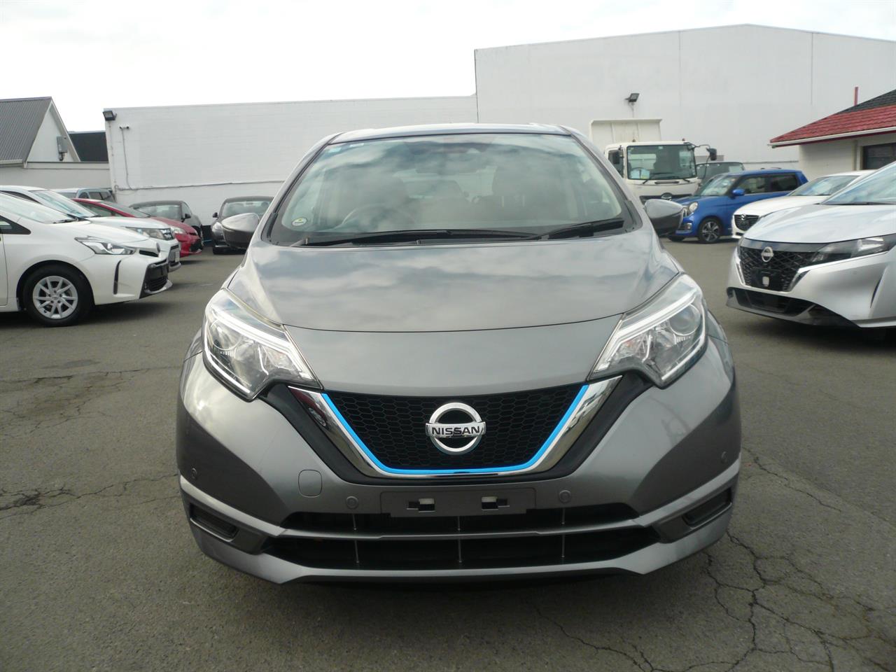 2017 Nissan Note E power 1200cc 360 camera automatic Carousel 8