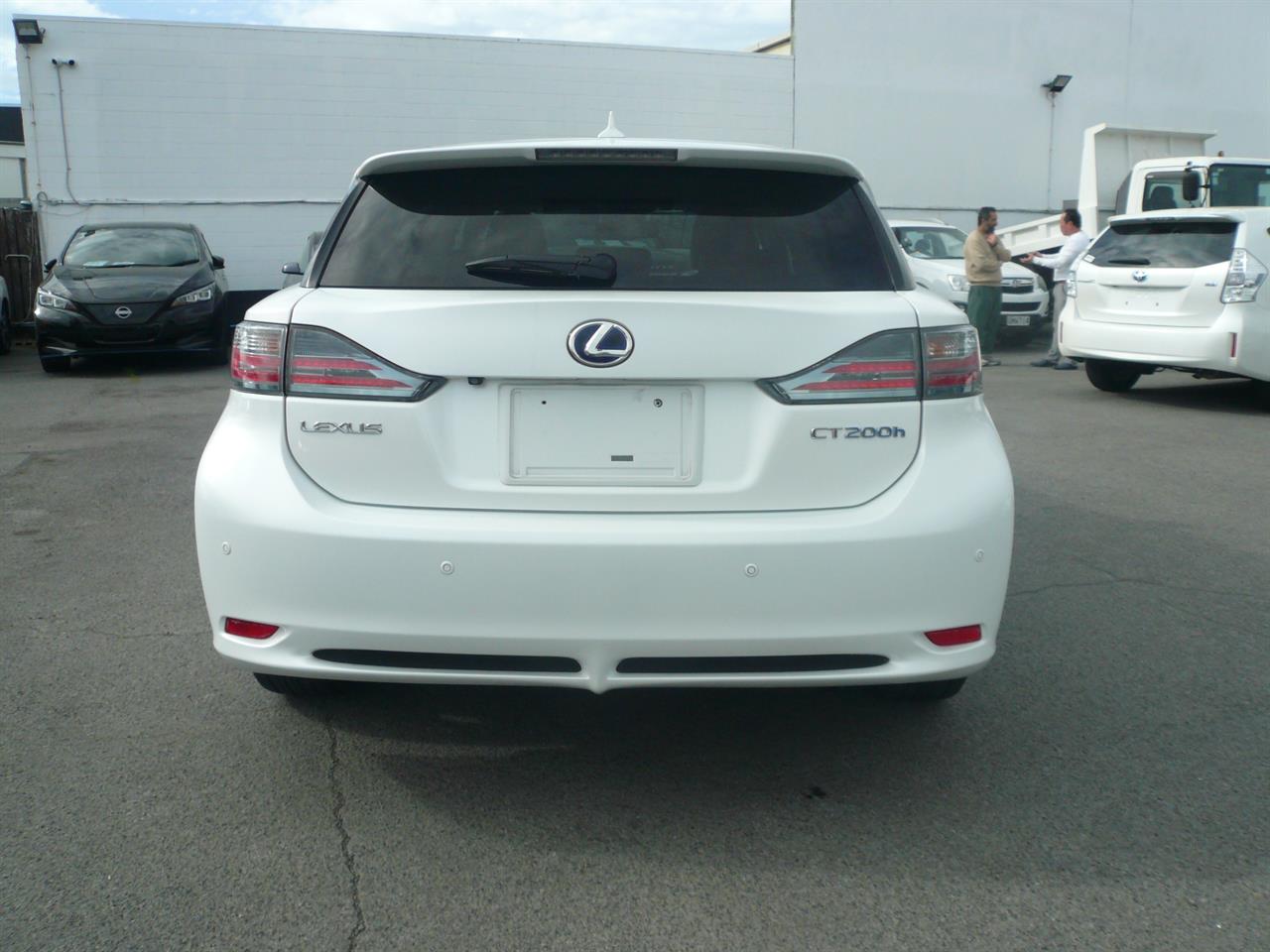 2013 Lexus CT200H 1800cc hybrid leather 8 airbags abs alloys Carousel 14