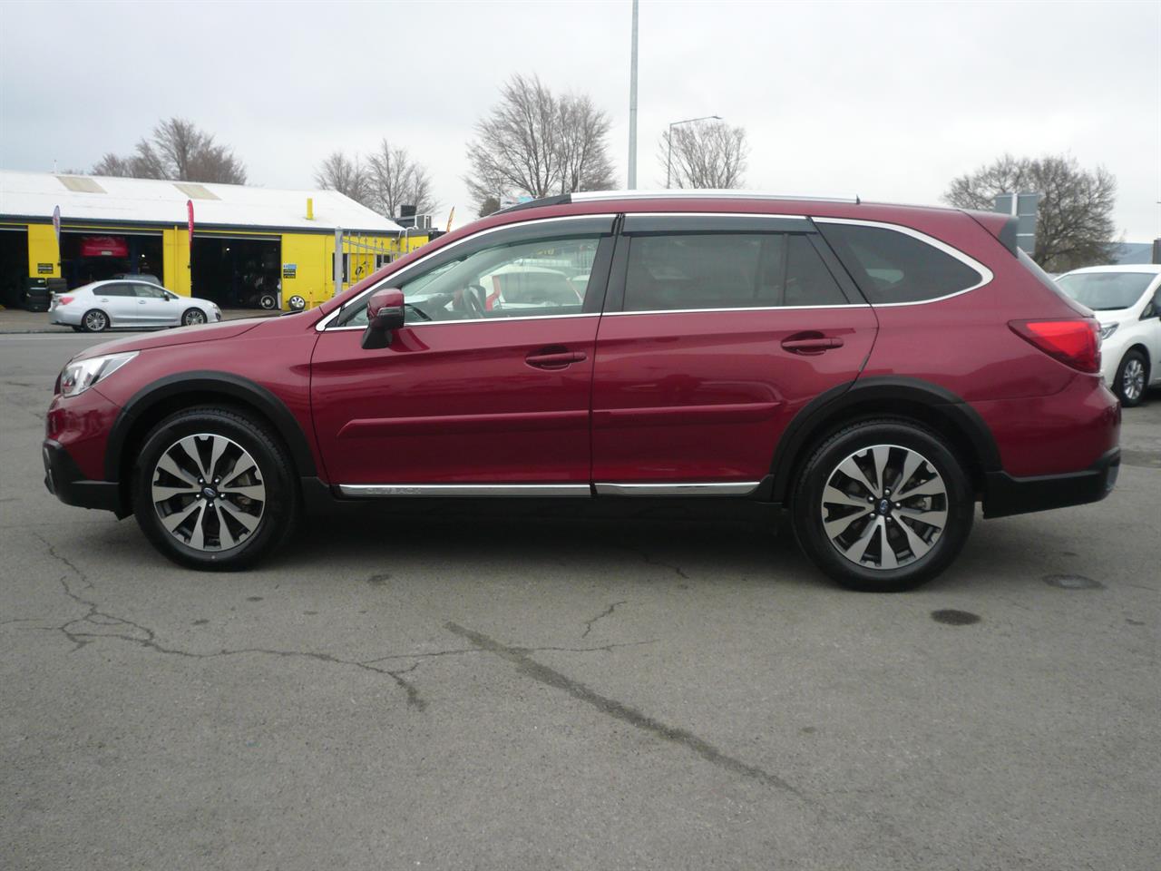 2016 Subaru OUTBACK 2500cc leather heated seats airbags abs alloys cruise control Carousel 5
