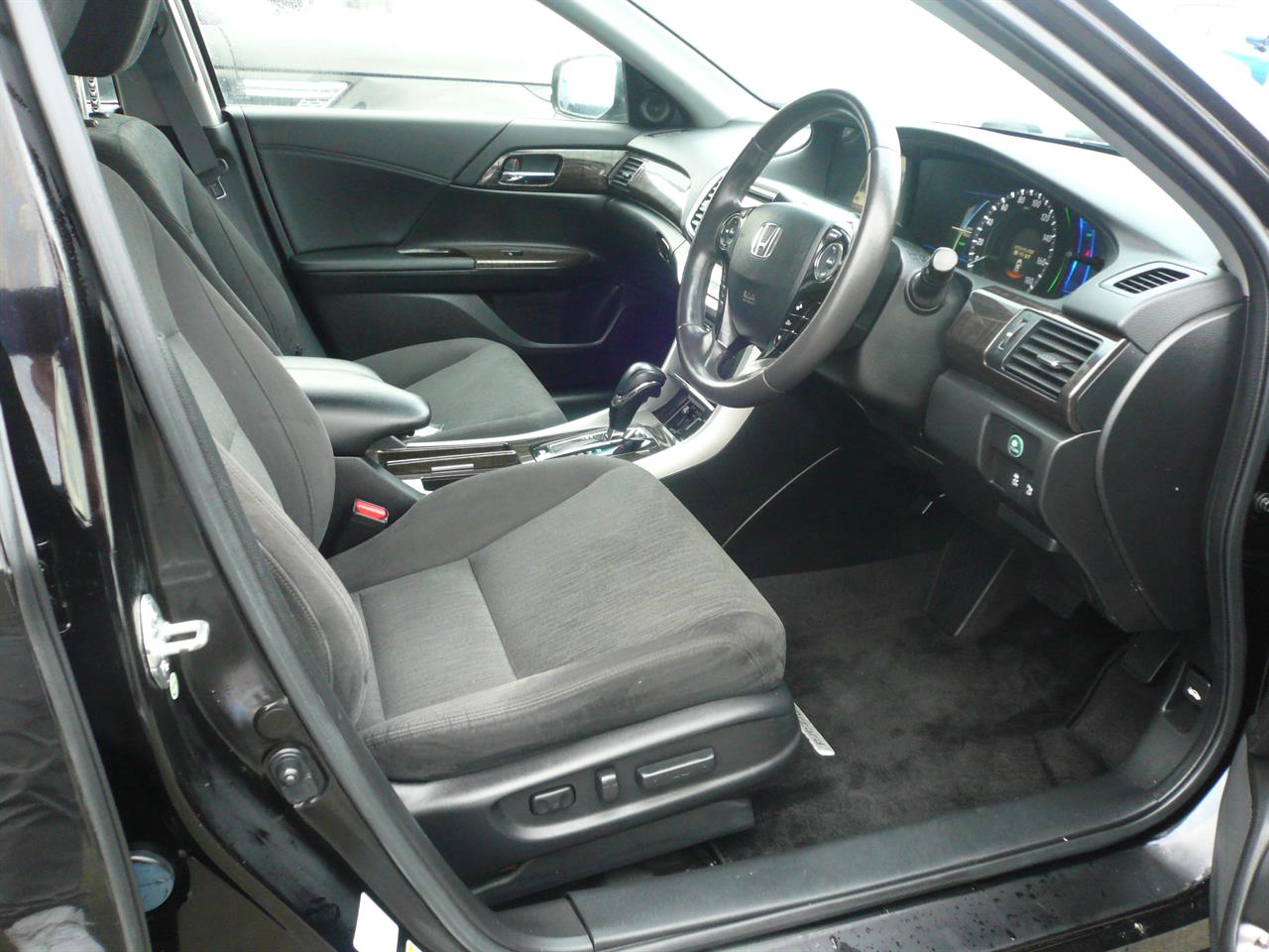 2013 Honda Accord 2000cc hybid automatic abs alloys airbags Carousel 14
