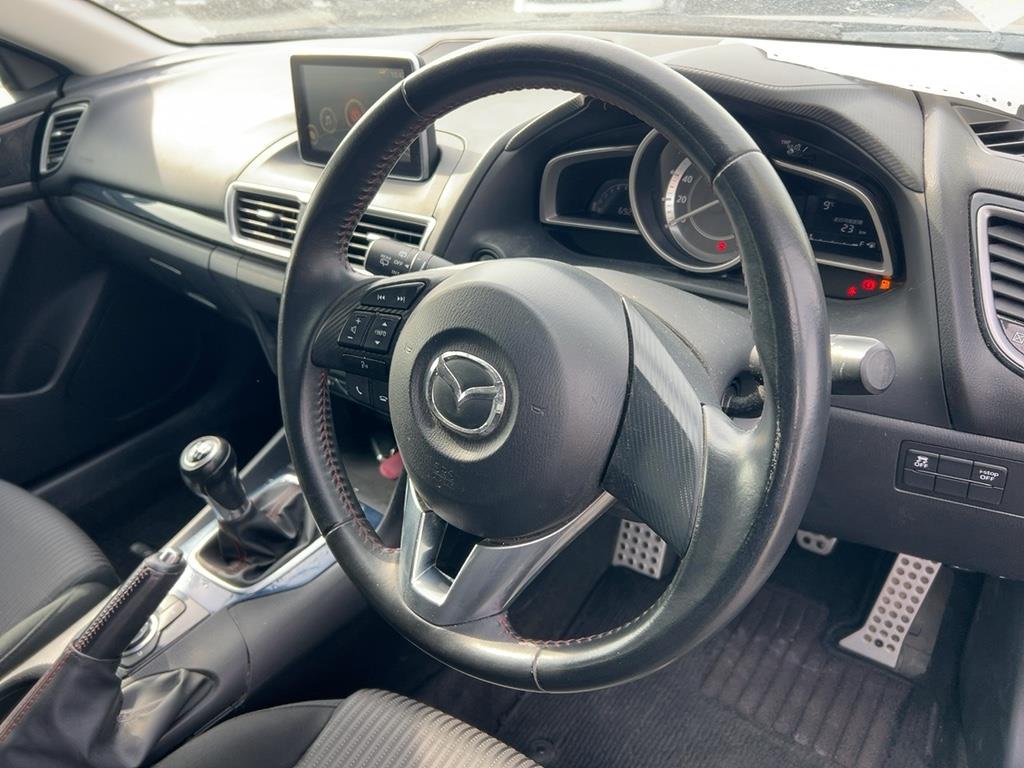 2014 Mazda Axela 6 speed 1500cc skyactive 6 airbags abs Carousel 1