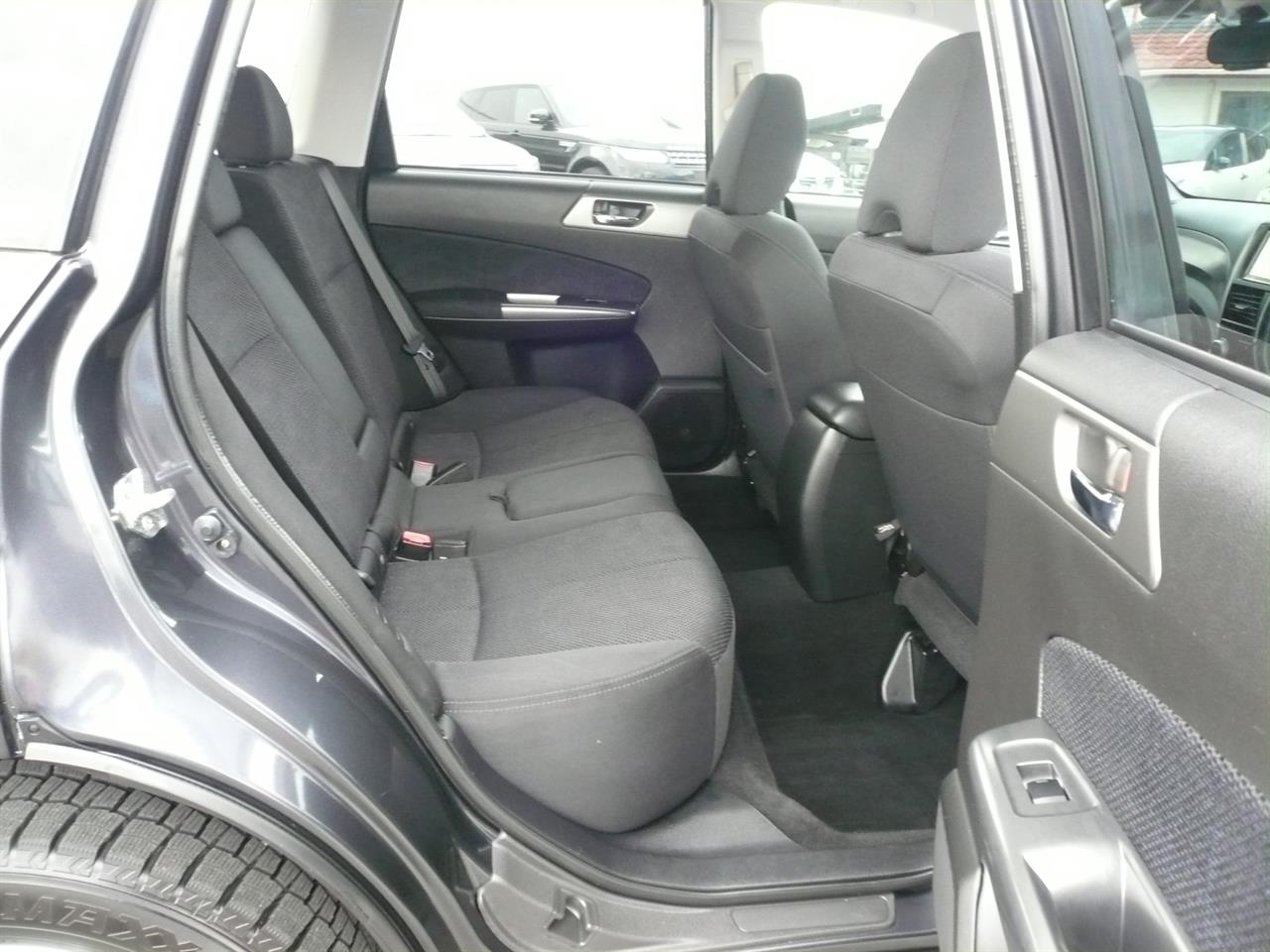 2012 Subaru Forester 2000cc 5 speed 4wd airbags abs alloys Carousel 2