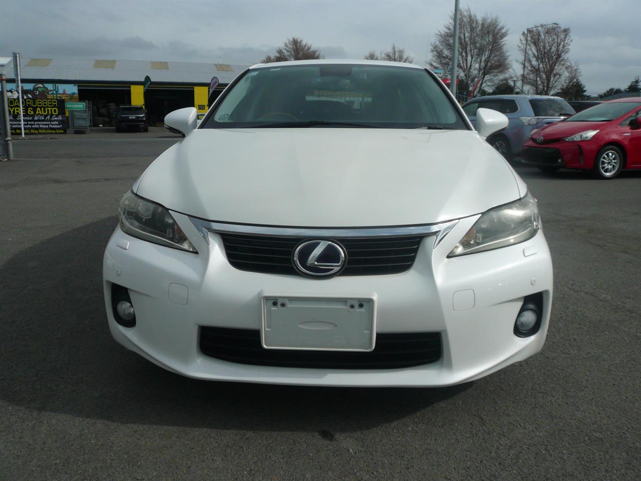 2013 Lexus CT200H 1800cc hybrid leather 8 airbags abs alloys Carousel 11