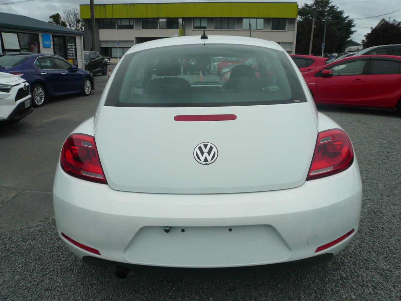2015 Volkswagen beetle 1200cc turbo automatic alloys airbags Carousel 9