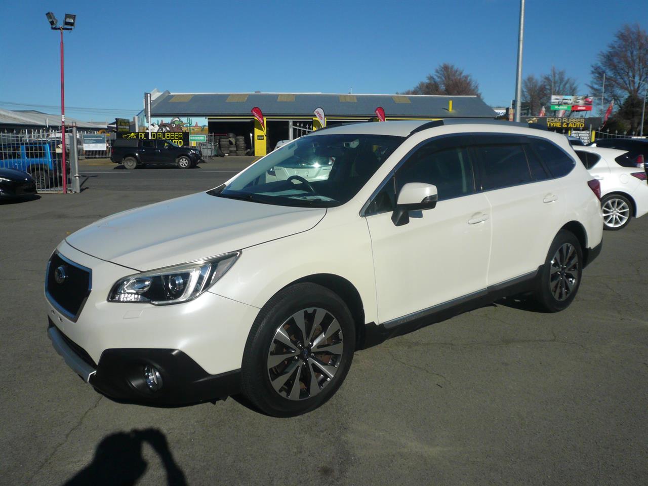 2015 Subaru OUTBACK 2500cc leather heated seats airbags abs alloys cruise control