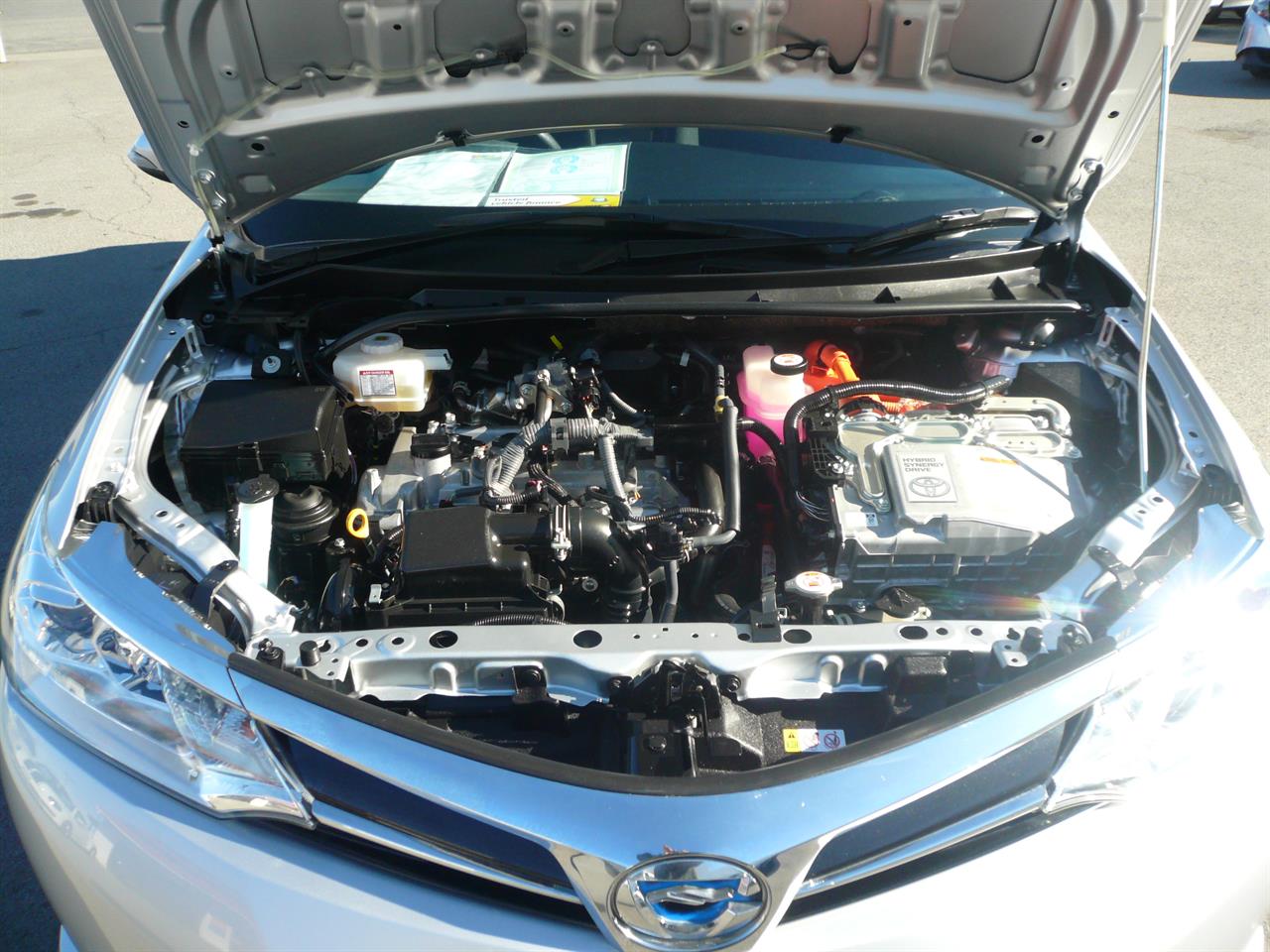 2021 Toyota COROLLA Fielder 1500cc hybrid 8 airbags abs automatic Carousel 2