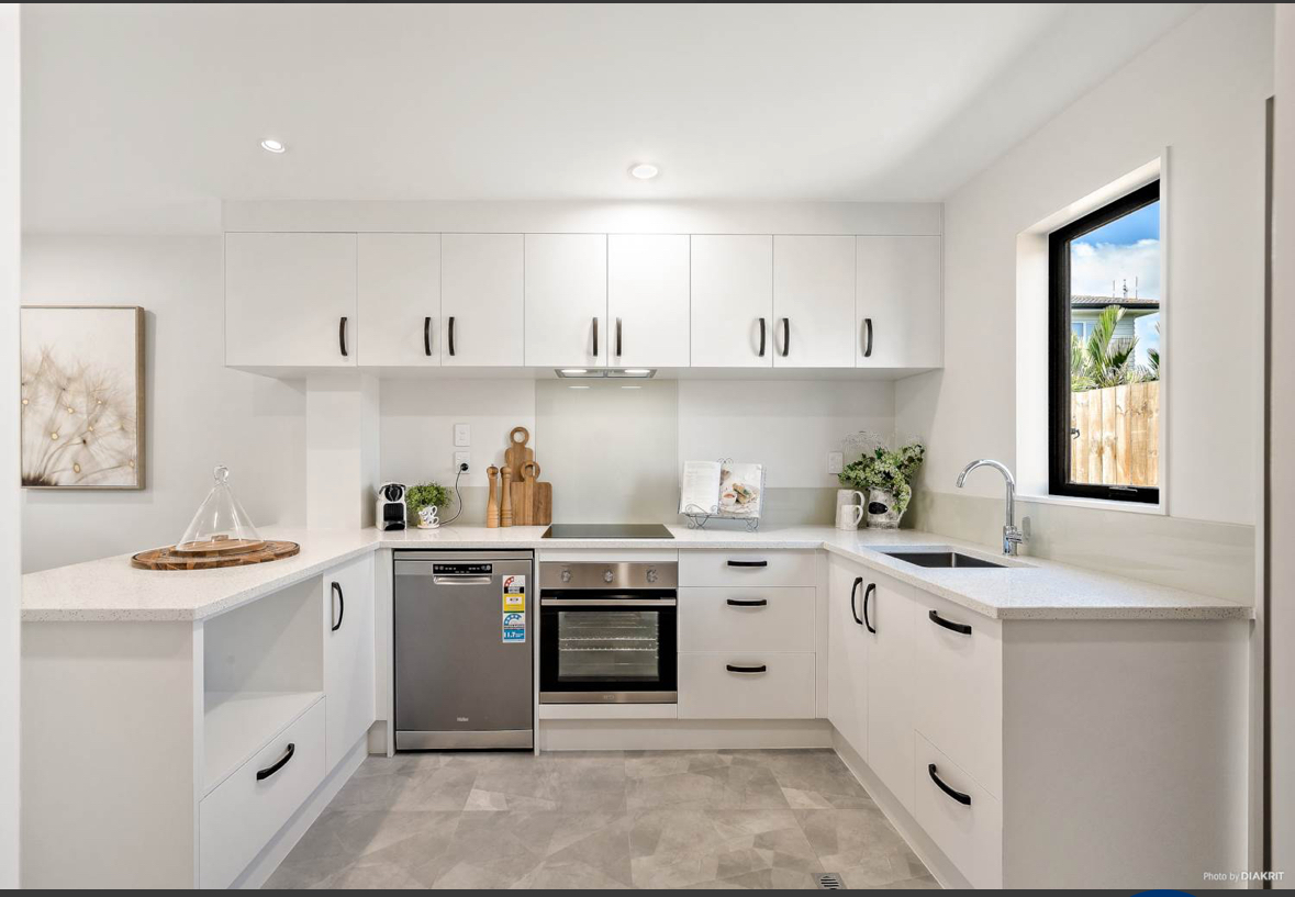 4/107 Porchester Road, Papakura