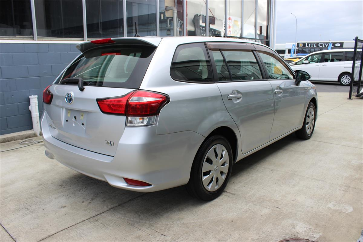 2015 Toyota Fielder COROLLA HYBRID Station Wagon Automatic Carousel 5