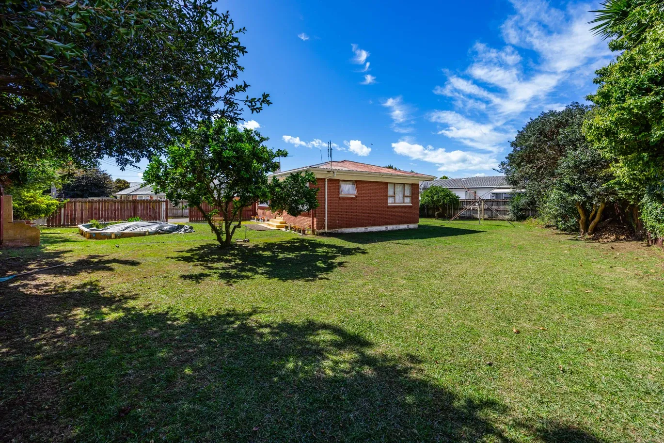 42 Landscape Road Papatoetoe, Manukau City Carousel 1
