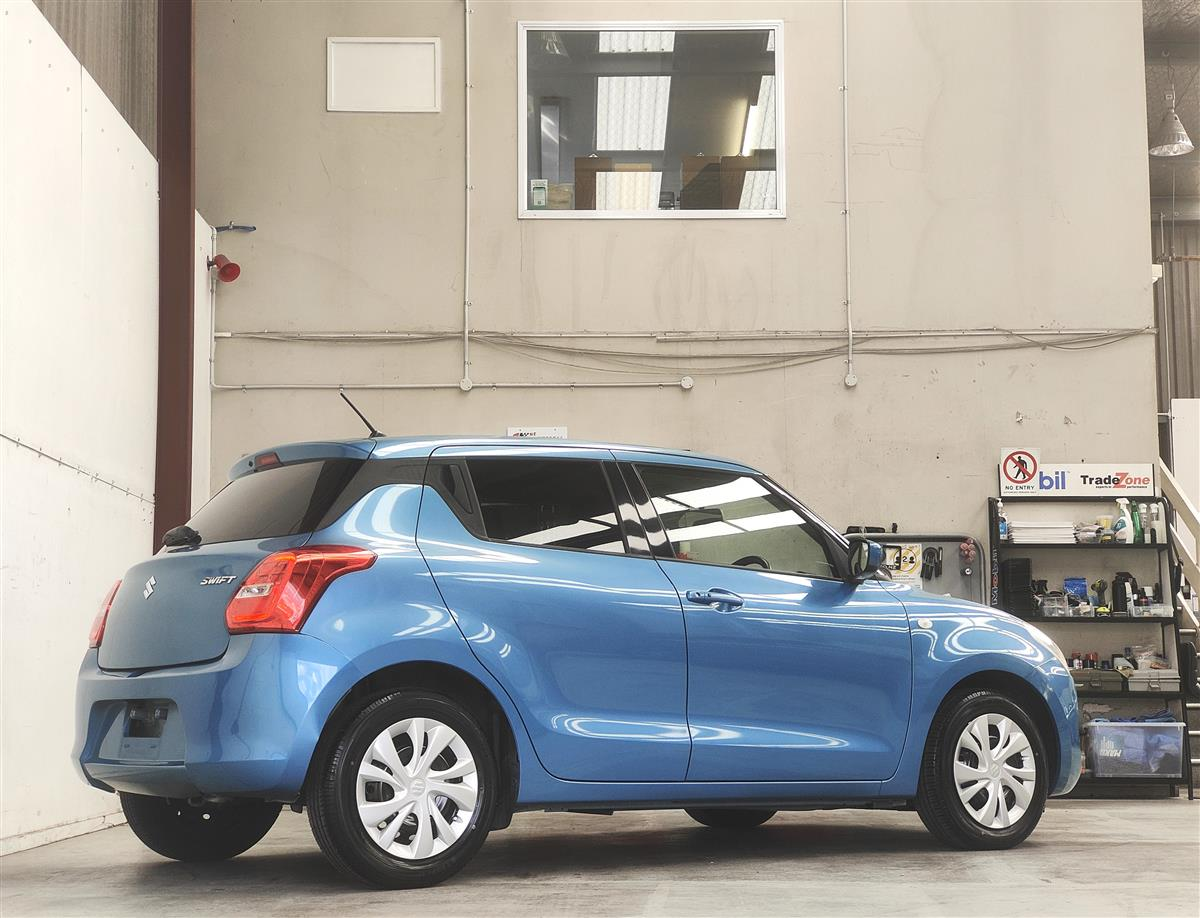 2017 Suzuki Swift XG Carousel 5