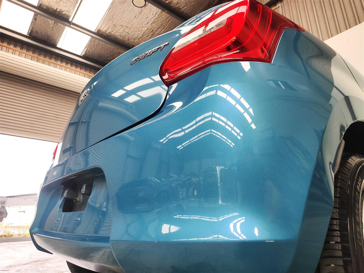 2017 Suzuki Swift XG Carousel 3