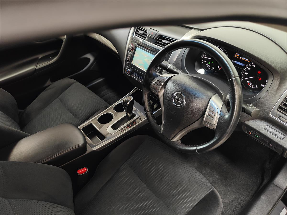 2014 Nissan Teana XL Carousel 2