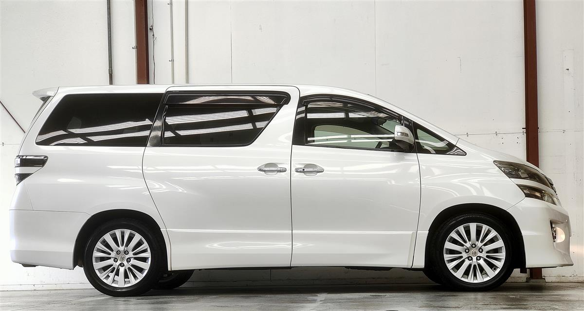 2012 Toyota Vellfire 2.4Z Carousel 7