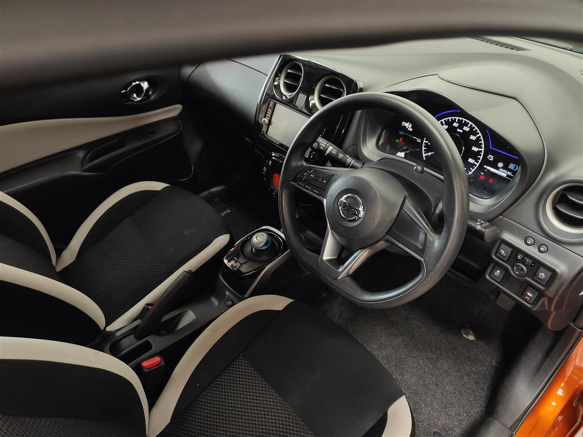 2016 Nissan Note X E-POWER Carousel 3
