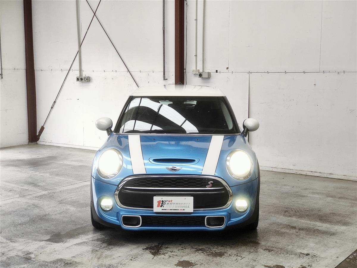 2015 BMW Mini COOPER S Carousel 8