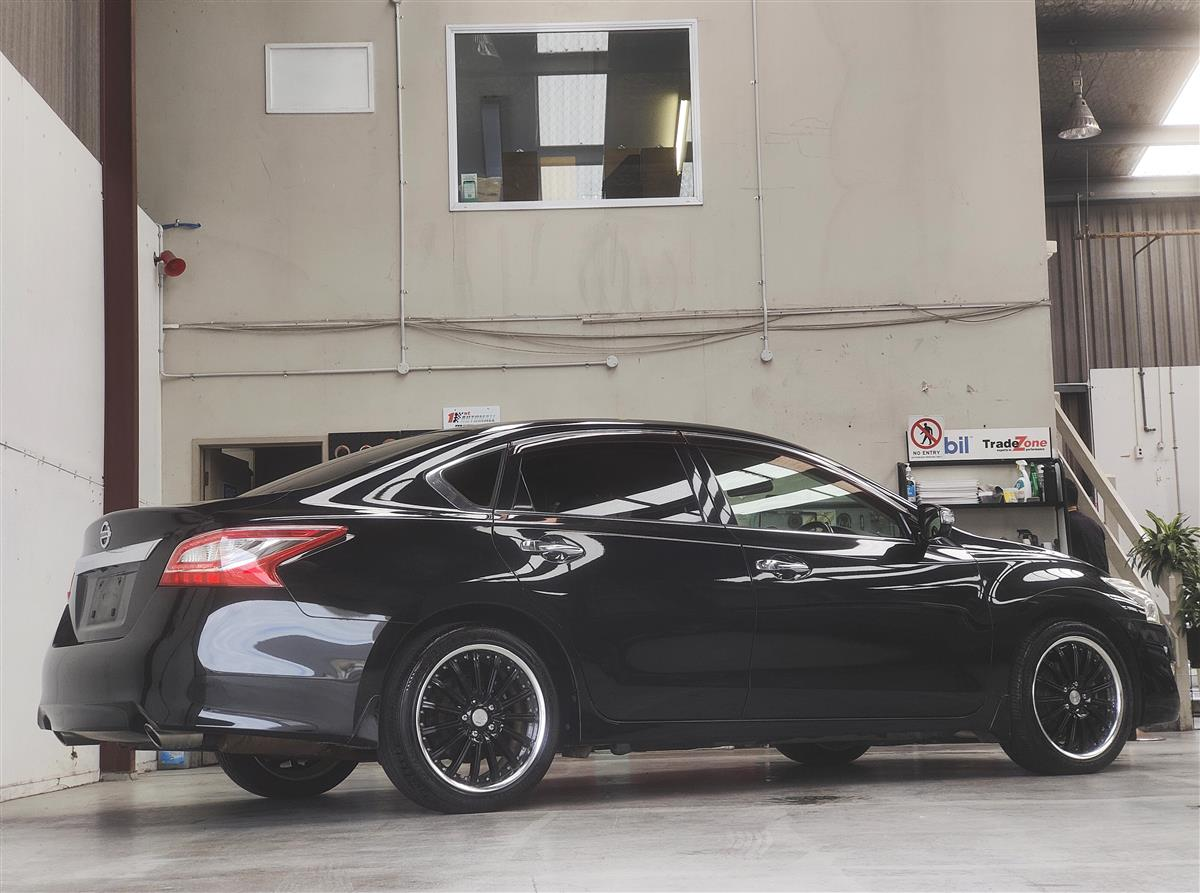 2014 Nissan Teana XL Carousel 5