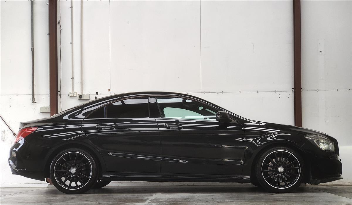 2013 Mercedes-Benz CLA 250 AMG EDITION ONE Carousel 7