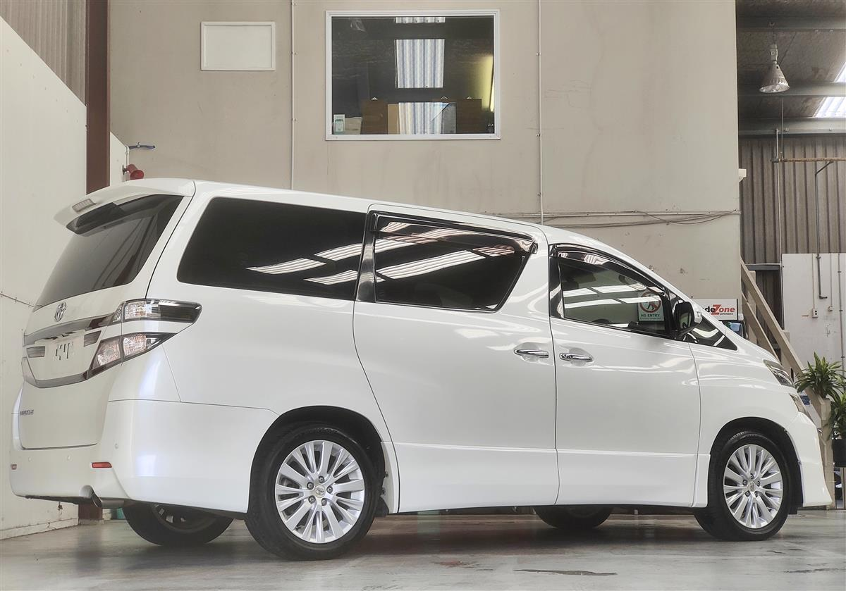 2012 Toyota Vellfire 2.4Z Carousel 5