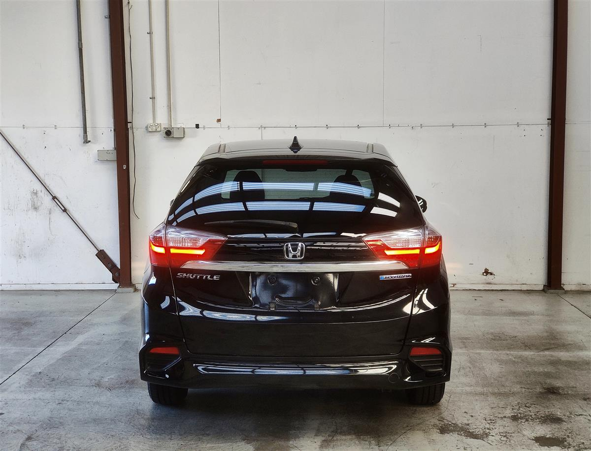 2017 Honda Shuttle FIT HYBRID X Carousel 4
