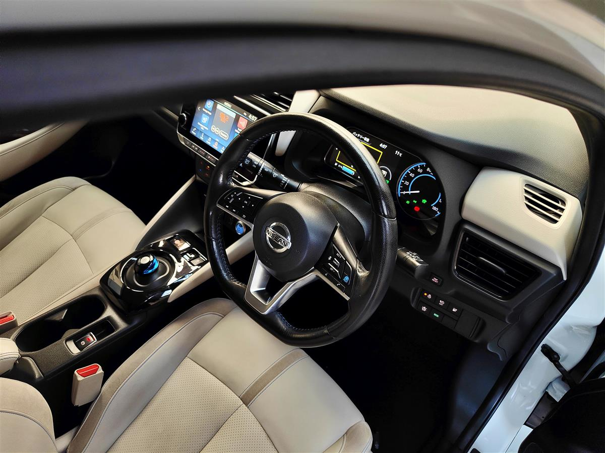 2021 Nissan Leaf 62KW E Carousel 3