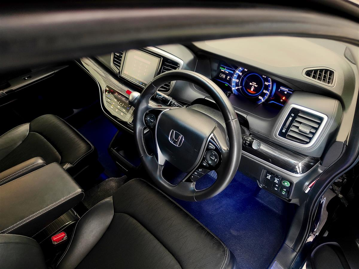 2017 Honda Odyssey HYBRID ABSOLOUTE EX Carousel 3