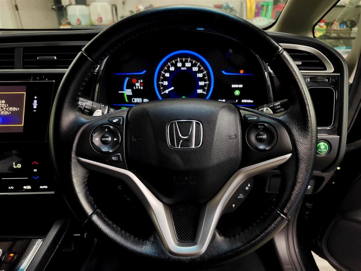 2016 Honda Shuttle Hybrid X STYLE EDITION Carousel 2