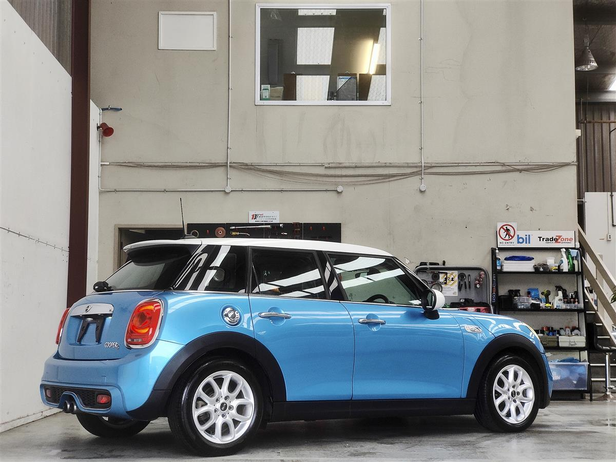 2015 BMW Mini COOPER S Carousel 5