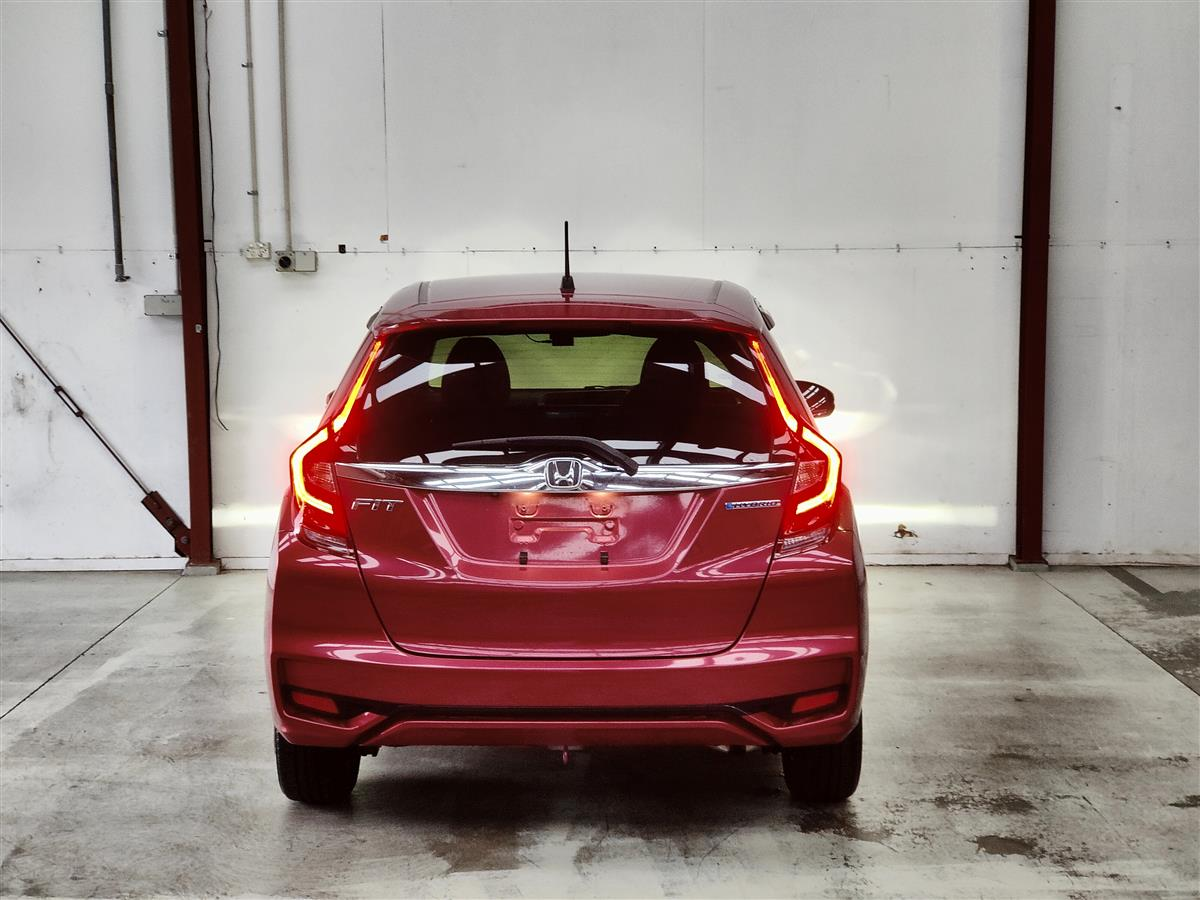 2019 Honda Fit HYBRID F COMFORT EDITION Carousel 4