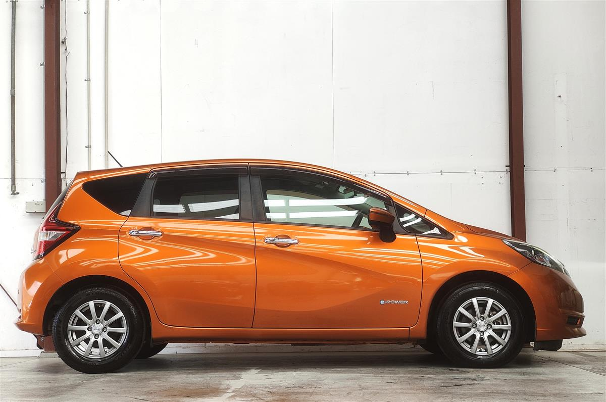 2016 Nissan Note X E-POWER Carousel 7