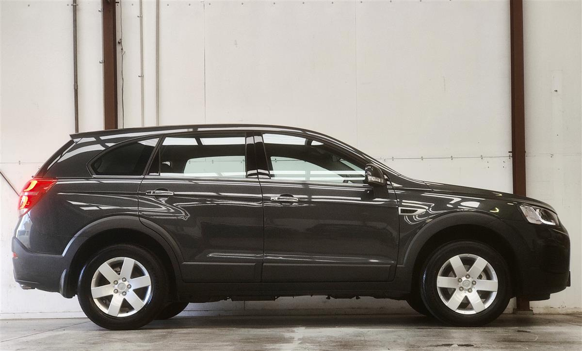 2016 Holden Captiva LS 2.4P Carousel 7