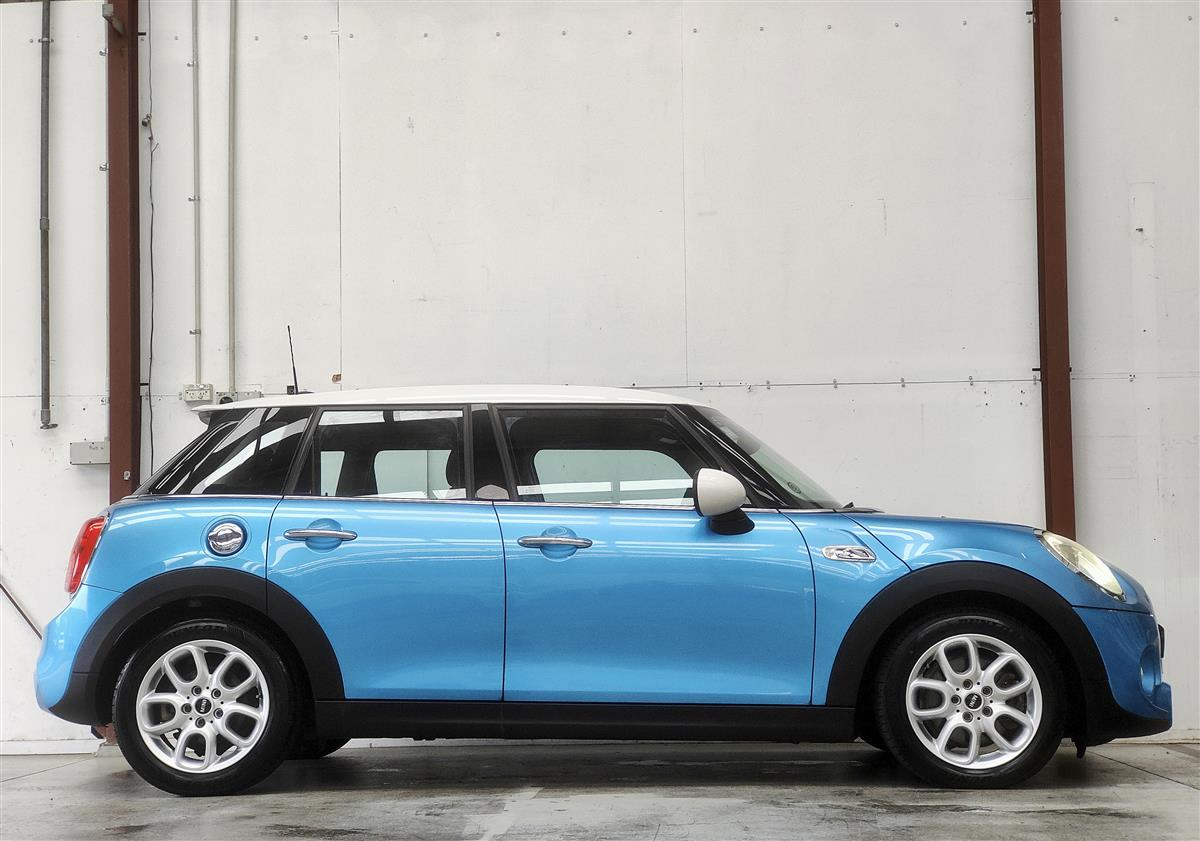 2015 BMW Mini COOPER S Carousel 7