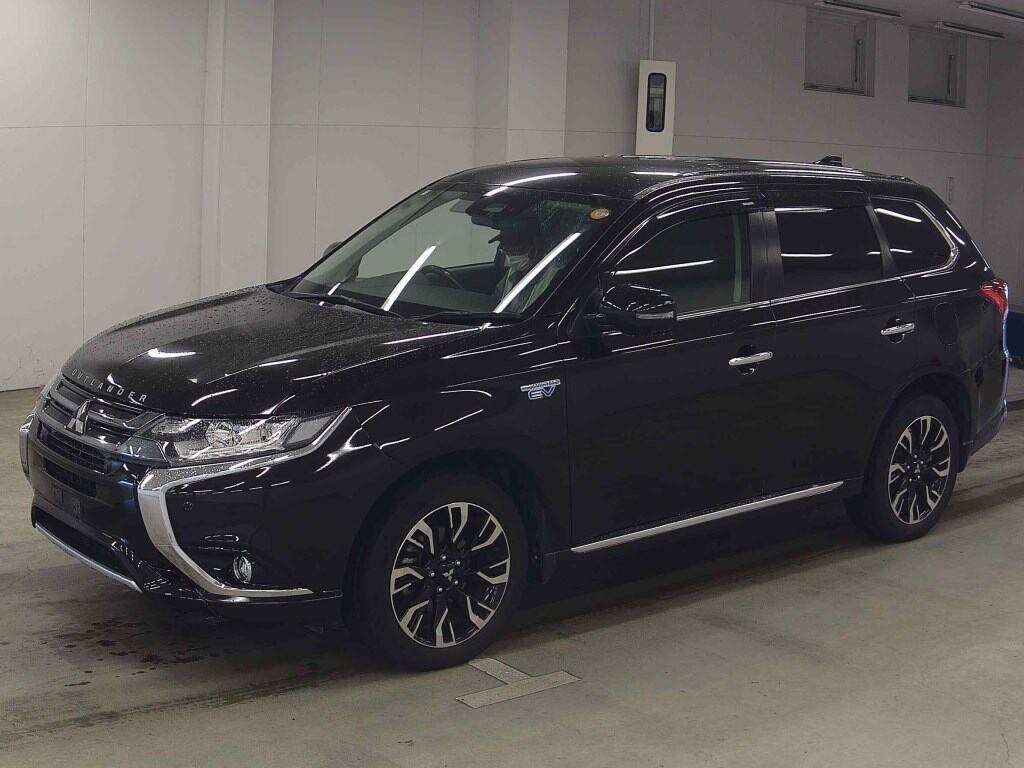 2018 Mitsubishi Outlander Transit PHV Hybrid Carousel 8