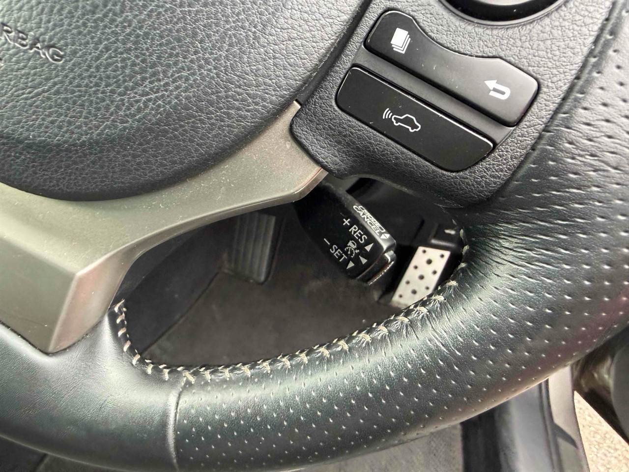 2013 Lexus IS 300h Transit F-Sport Carousel 16