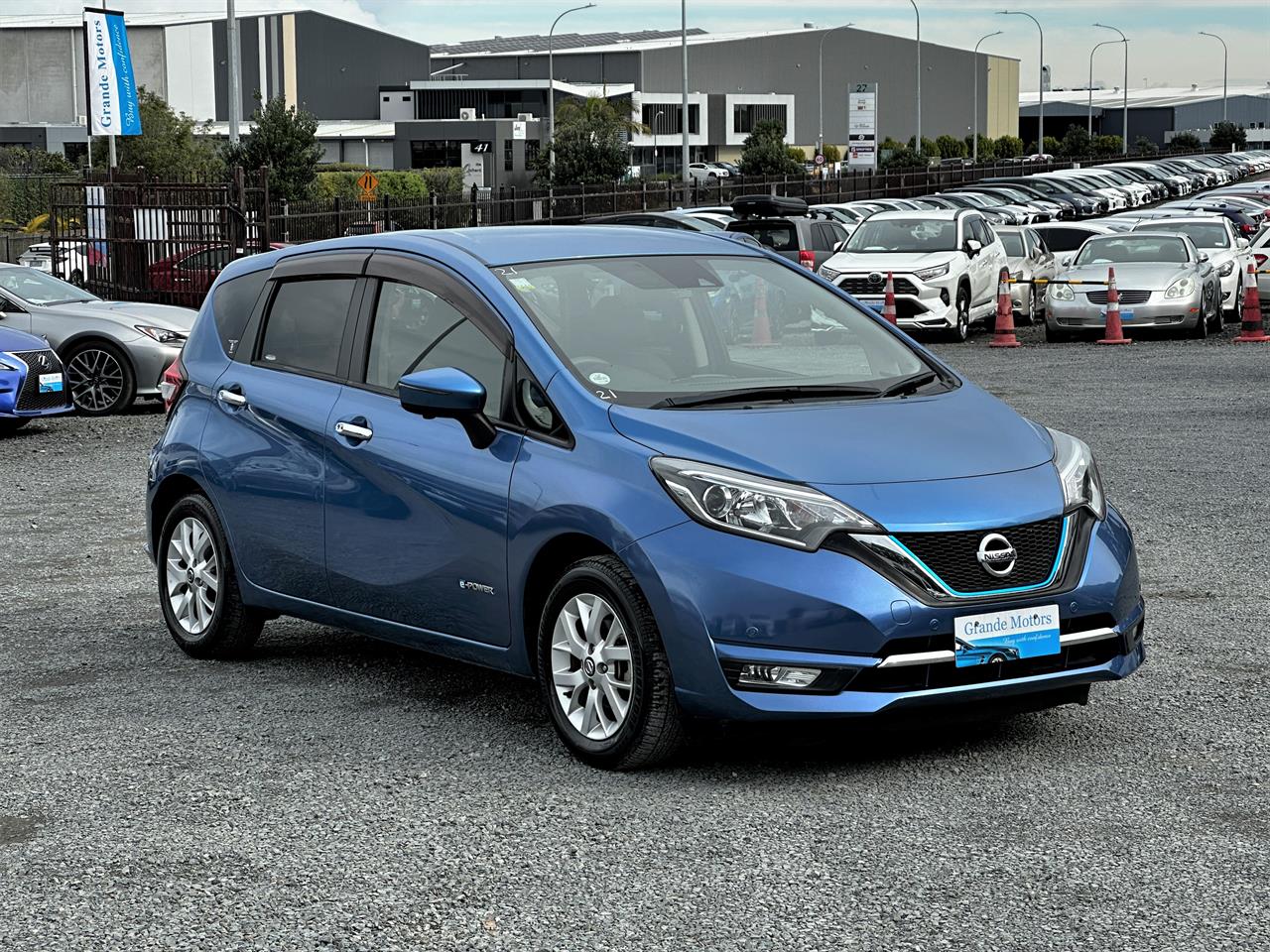 2018 Nissan Note E-power.Medalist.360°camera.Safety radar.Radar cruise.Alarm.