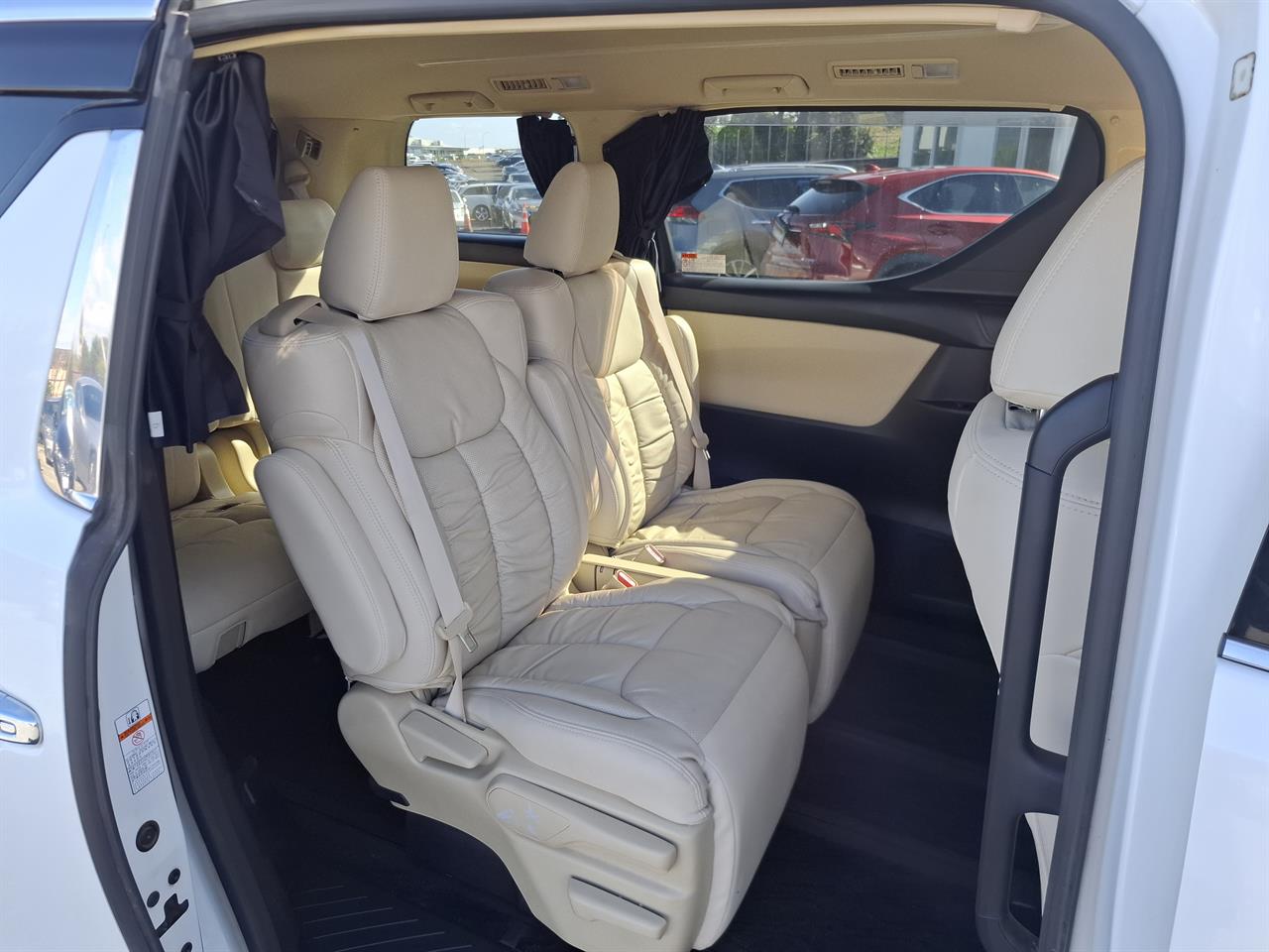 2015 Toyota Alphard Hybrid.Cruise control.Rear cam.Park sensors.Elec doors.8 SRS Airbags Carousel 3