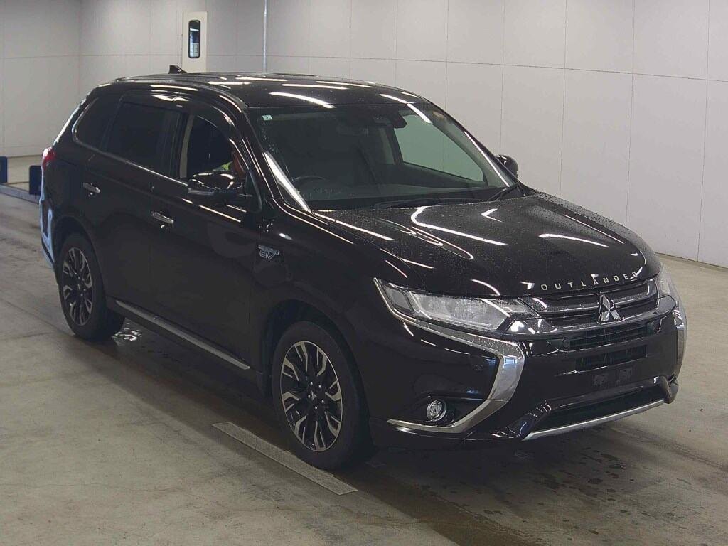 2018 Mitsubishi Outlander Transit PHV Hybrid Carousel 6