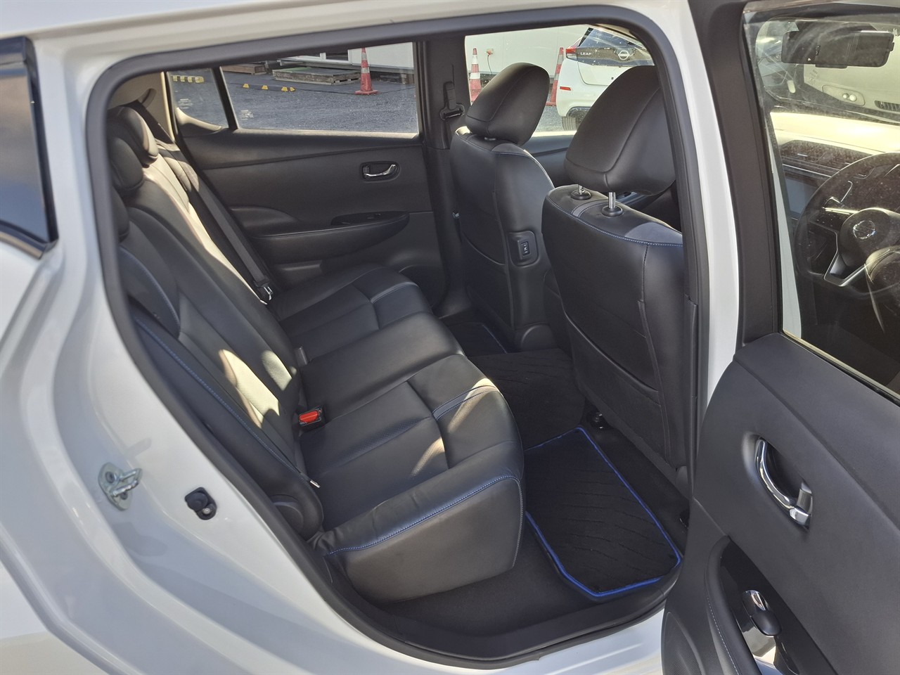 2019 Nissan Leaf 62 KW 90.34% SOH Boss Sound Pro pilot 10SRS Carousel 2