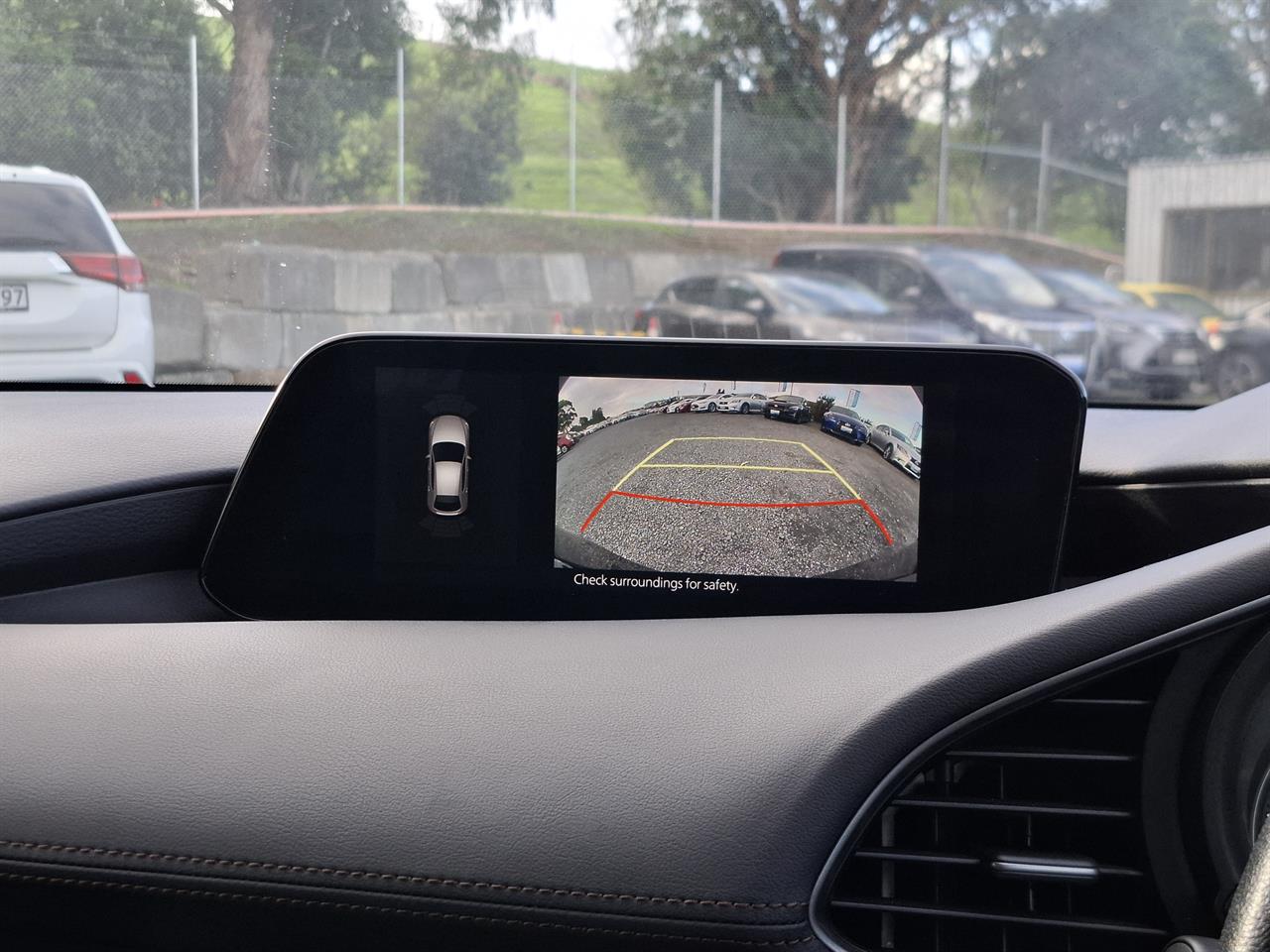 2023 Mazda 3 HUD.Rear camera.Radar cruise.Park sensors. Carousel 10