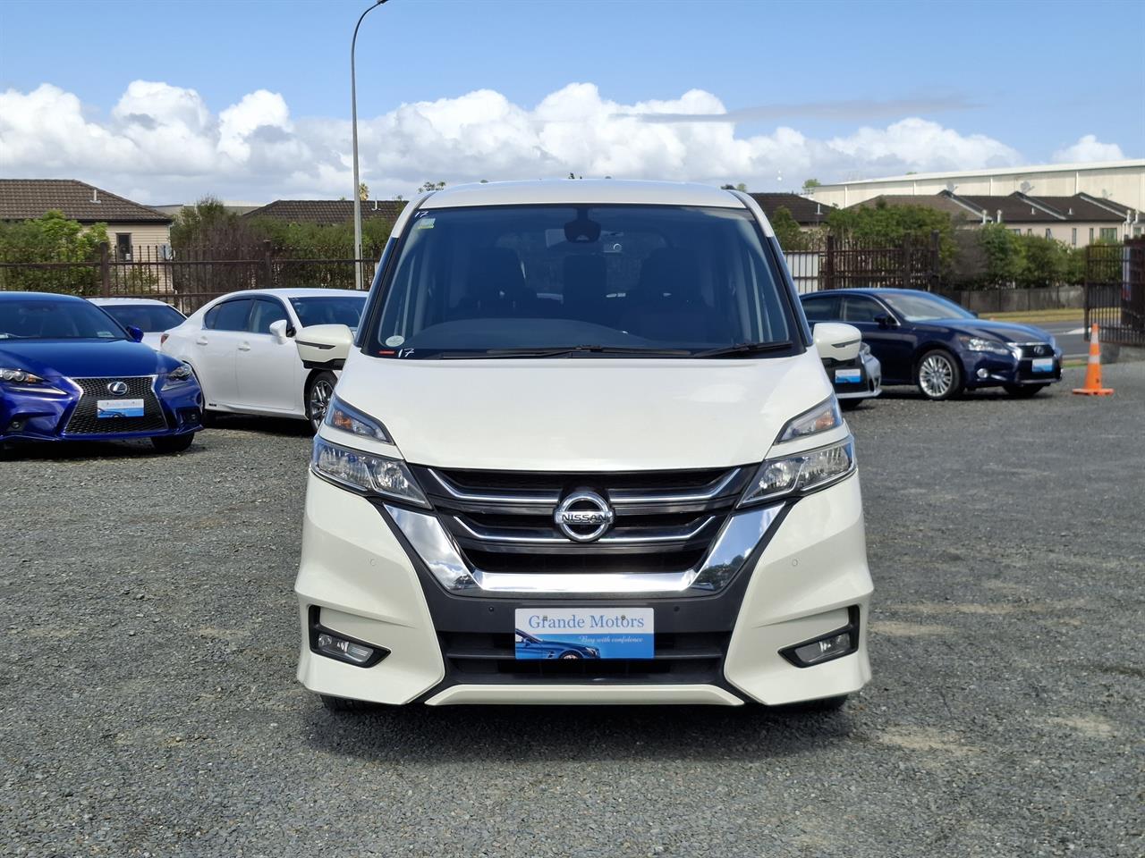 2017 Nissan Serena Highway star.Hybrid.Pro-pilot.Radar cruise.360°camera.Park sensors. Carousel 11