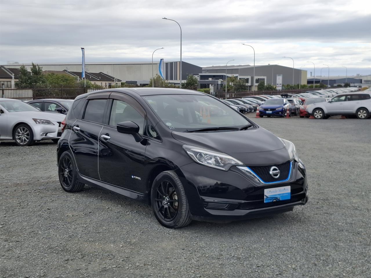 second hand 2017 Nissan Note E-power.Lane assist.Safety radar.Button start. for sale NZ