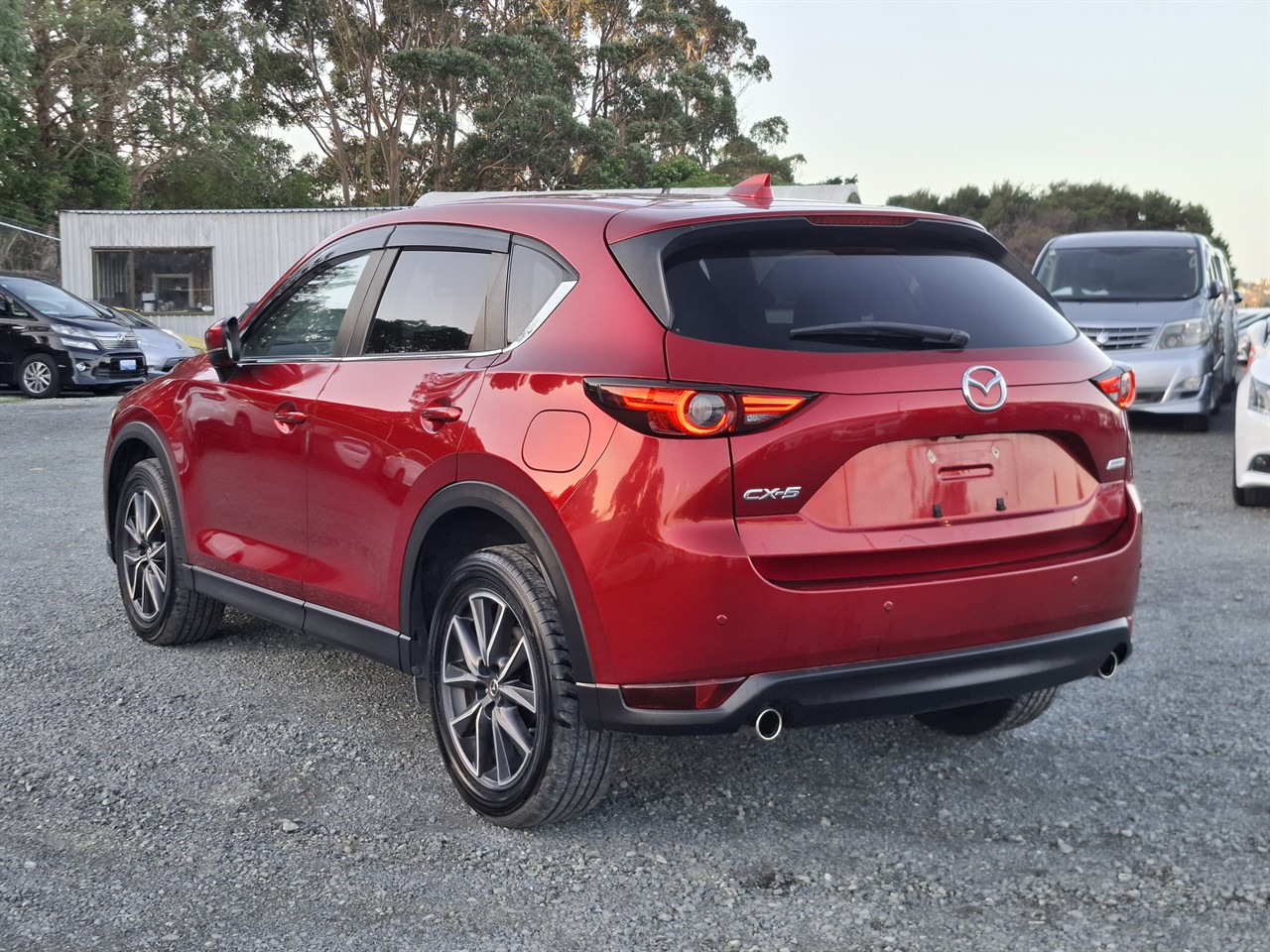 2017 Mazda CX-5 20S Pro Active.Lane assist.Park sensors.Radar cruise. Carousel 17