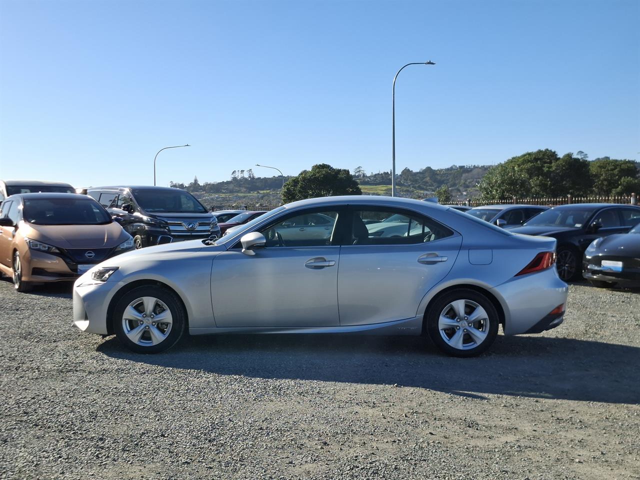 2017 Lexus IS 300h Radar cruise.Blind spot.Lane assist.Alarm.10 Airbags. Carousel 13