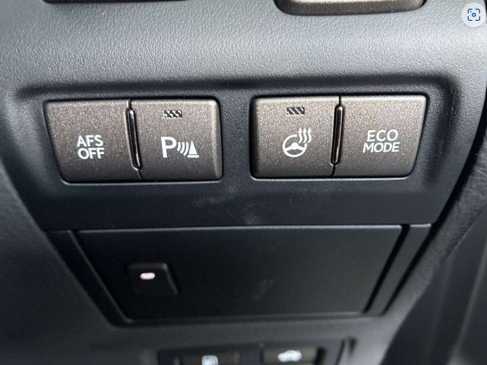 2012 Lexus LS 460 Transit SZ I Package Sun Roof Low km Carousel 8