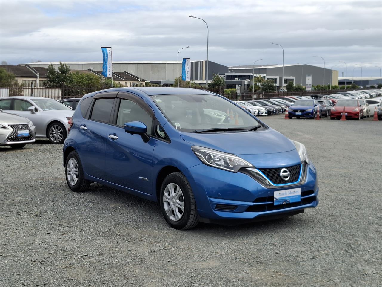 second hand 2017 Nissan Note E-power.Rear camera.Lane assist.Safety radar.Park sensors.Button start. for sale NZ