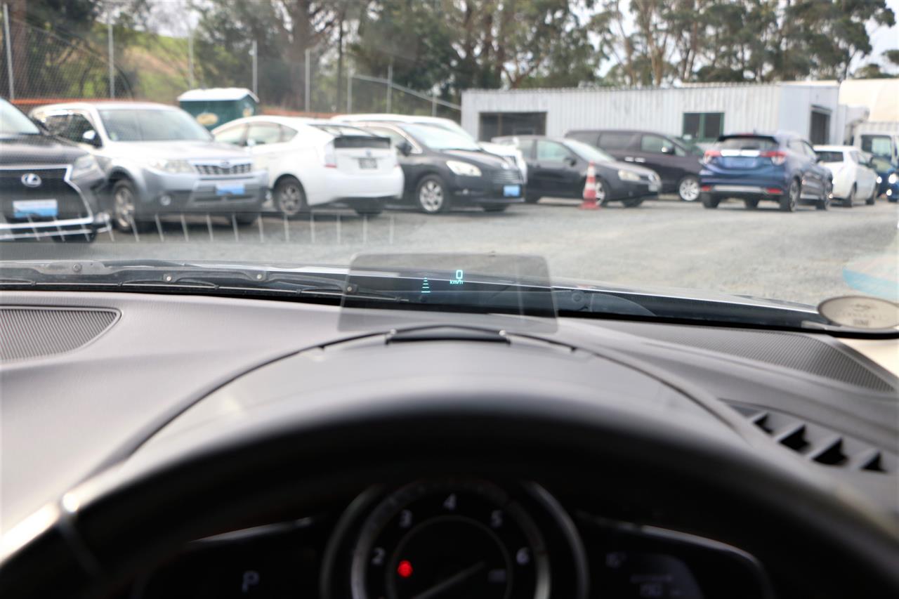 2015 Mazda Axela Radar Cruise. Bose. Alcantara Carousel 3