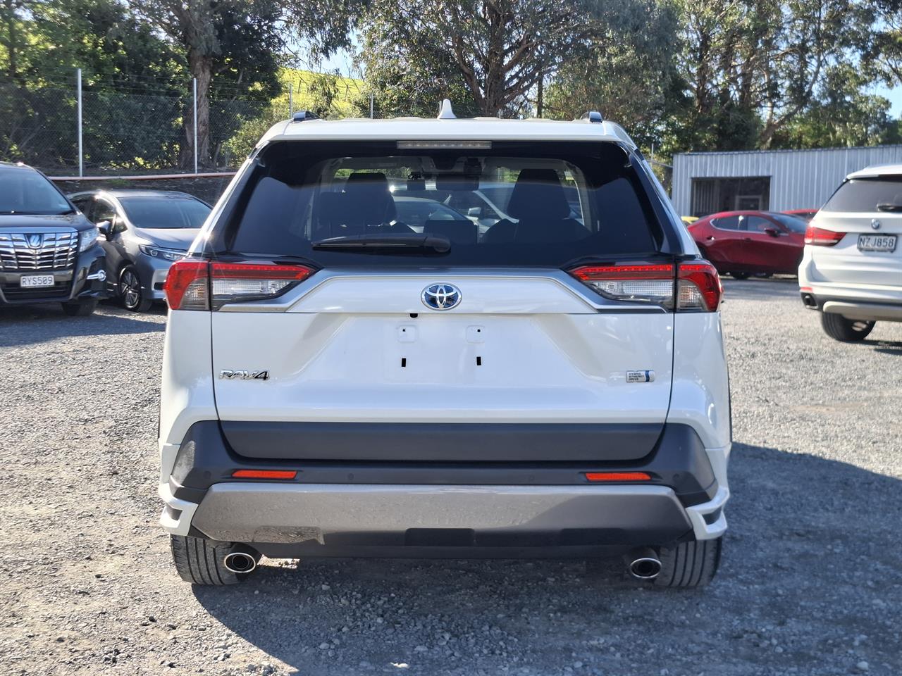 2020 Toyota RAV4 Hybrid.4WD.Leather.Lane assist.Radar cruise.Rear cam.Park sens.Alarm. Carousel 15